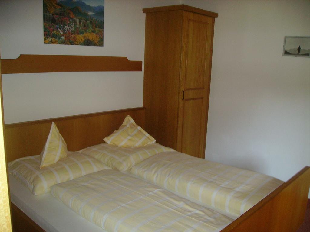 Haus Puit Mandarfen Pitztal Apartment Sankt Leonhard im Pitztal Room photo